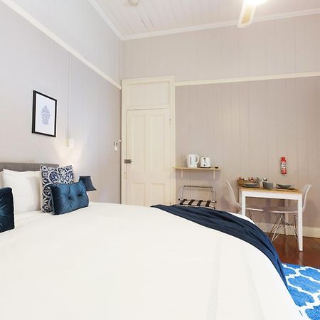 99 Kirkland Bed&Breakfast Brisbane Værelse billede